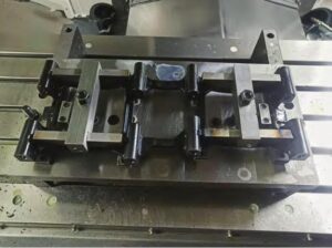 Figure 4　Small Back Surface of the Processed Thin Walled Bracket